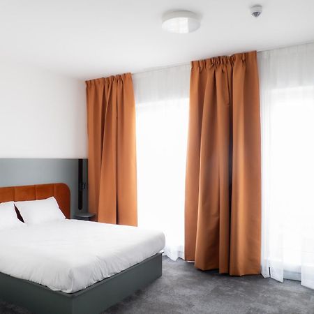 B&B Hotel Leszno Leszno  Bagian luar foto