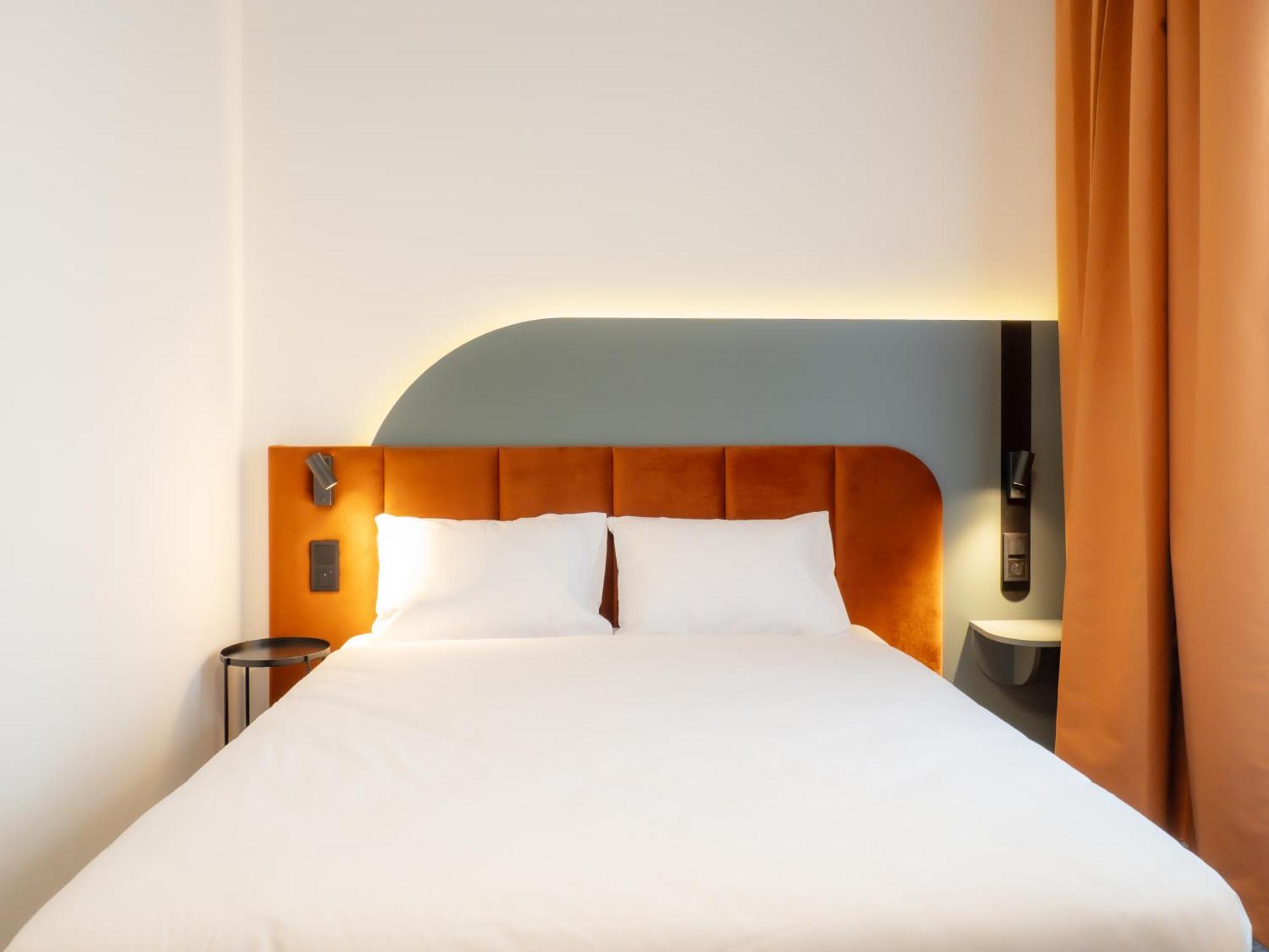 B&B Hotel Leszno Leszno  Bagian luar foto