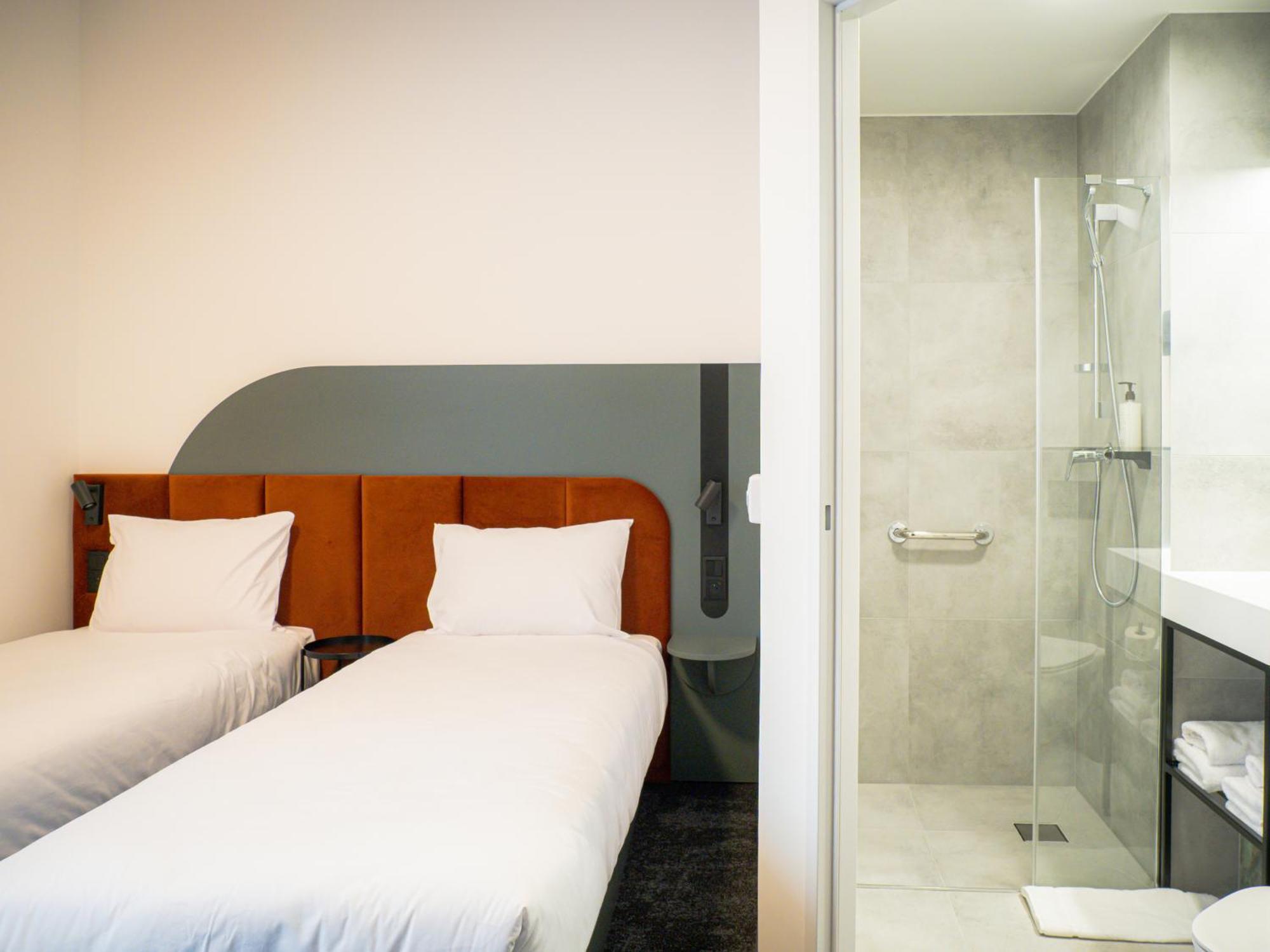 B&B Hotel Leszno Leszno  Bagian luar foto