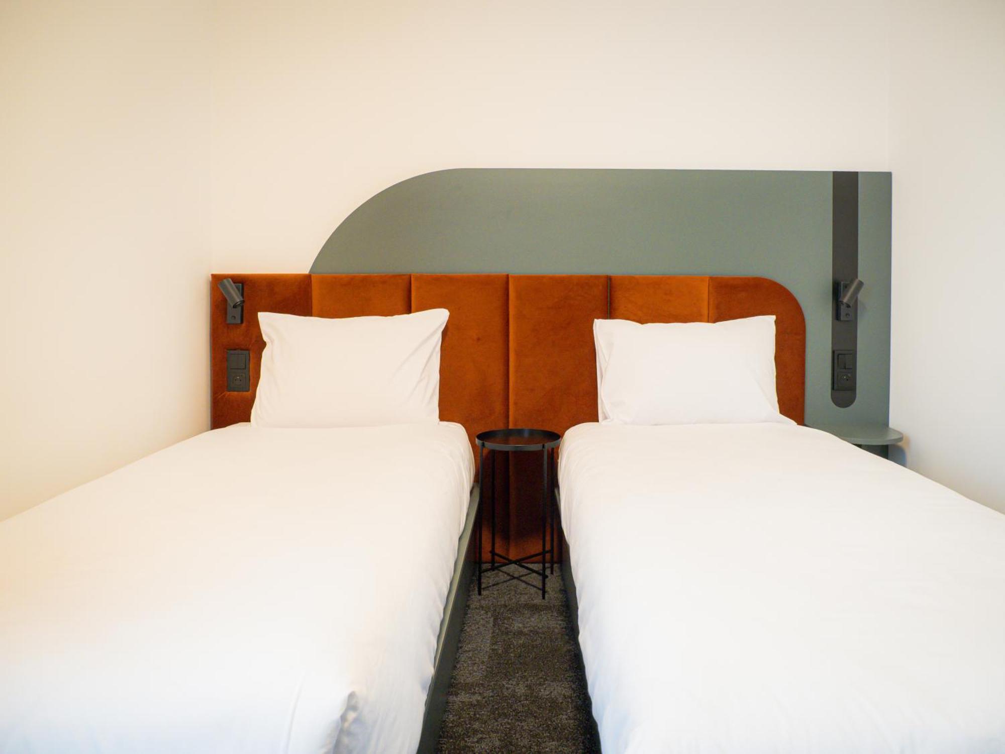 B&B Hotel Leszno Leszno  Bagian luar foto