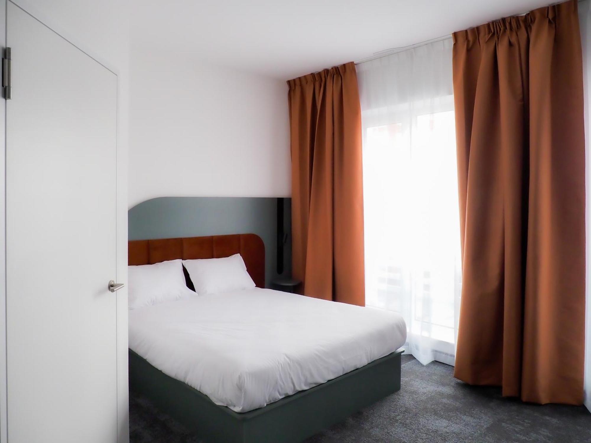 B&B Hotel Leszno Leszno  Bagian luar foto